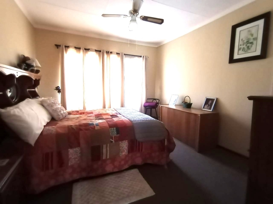 4 Bedroom Property for Sale in Parys Free State